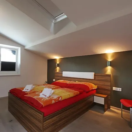 Deluxe Penthouse Viktoria アパート